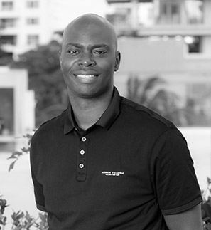 Jama Gordon bio pic